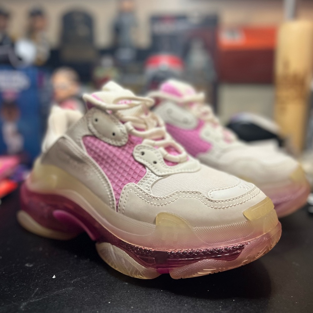 Balenciaga - Pink & White woman’s triple S size 37 (UK 4 or USA/Canada -6)